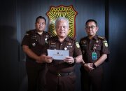 JPU Jampidsus Serahkan Berkas Kasus Timah: Terdakwa Harvey Moeis Masuk Proses Hukum