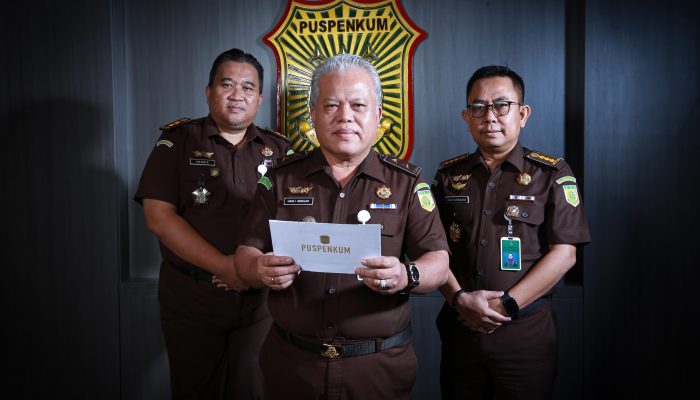 JPU Jampidsus Serahkan Berkas Kasus Timah: Terdakwa Harvey Moeis Masuk Proses Hukum