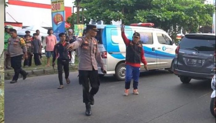 Polsek Cileungsi Menyelidiki Penemuan Orang Tergeletak di Pinggir Jalan: Detail dan Informasi Terkini