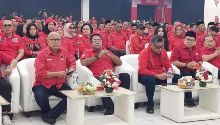 Hasto Pastikan PDIP Usung Mad Romli – Irvansyah di Pilkada Kabupaten Tangerang