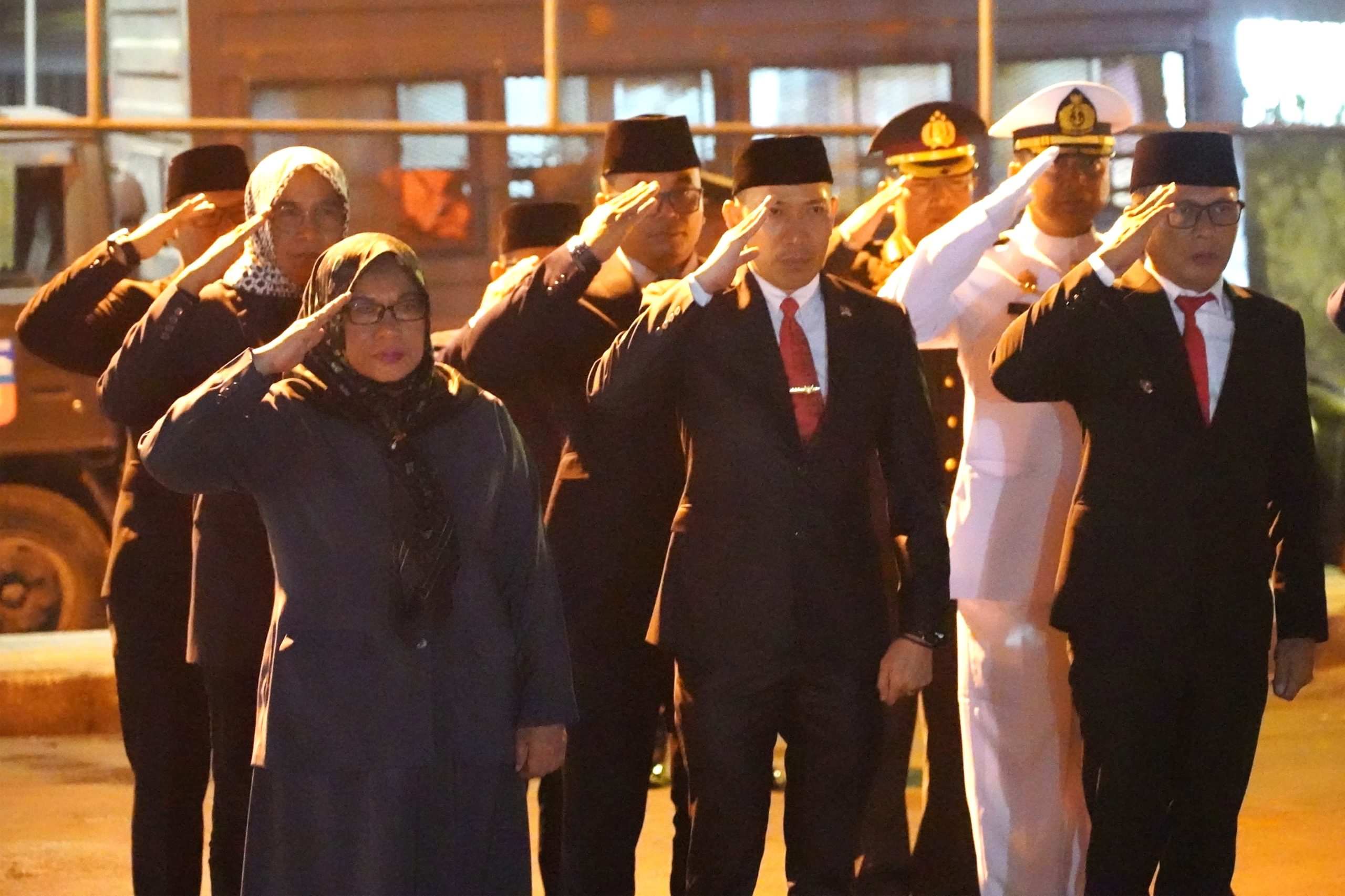 Berikan Penghormatan Kepada Para Pahlawan  Wakil Ketua III DPRD Kota Bogor Ikuti Apel Kehormatan dan Renungan Suci