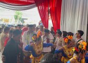 Tri Adhianto dan Bobihoe Tiba di KPU Kota Bekasi