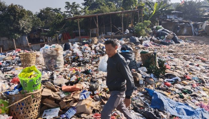 Dugaan Bisnis Ilegal di TPA Limo: Aksi Penutupan Akses Sampah Berujung Konflik 2