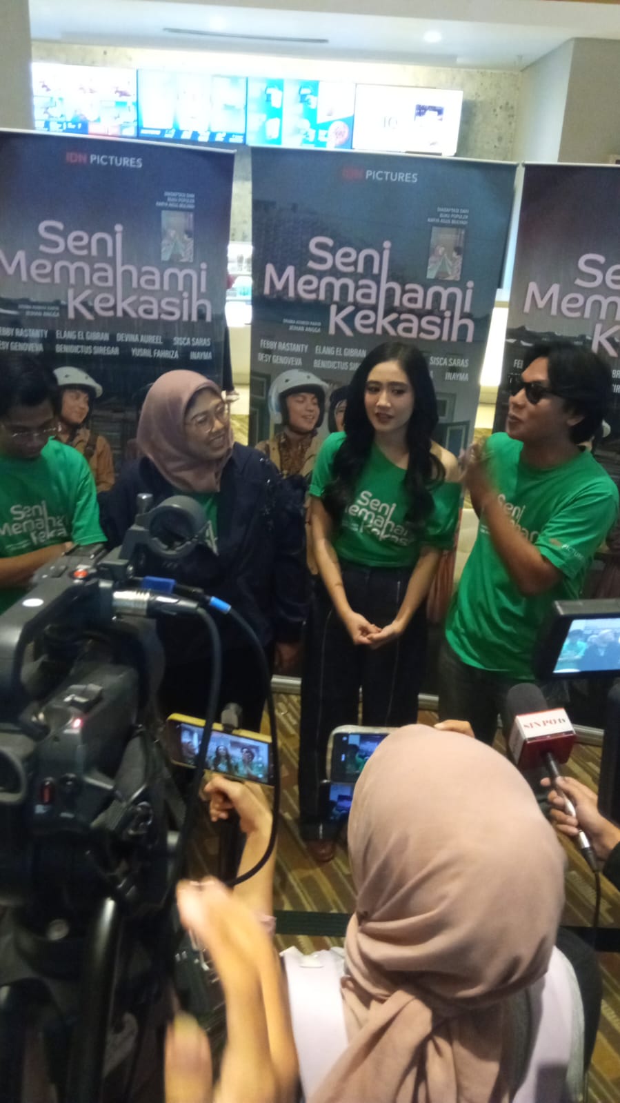 Kisah Cinta Sederhana yang Menyentuh! Film 'Seni Memahami Kekasih' Siap Bikin Baper Mulai 5 September 2024 2