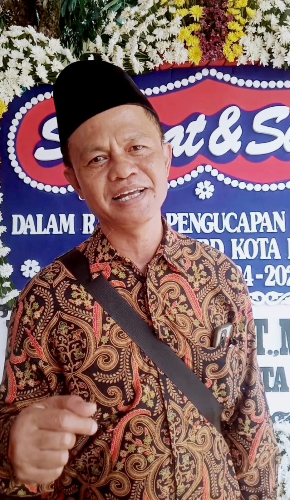 Ketua RW 01 Mekarjaya Cueng, Bangga dua Warganya Dilantik Kembali Sebagai Anggota Dewan 2