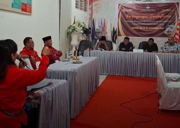 Ada Apa Dengan KPUD Tapteng? Yang Menolak Pendaftaran Calbub Tapteng Dari PDIP