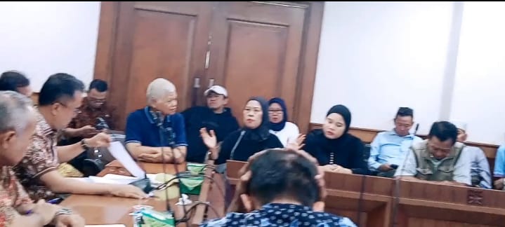 Hj. Sa'anah Menghadiri Rapat Fasilitasi Permohonan Surat Eigendom Verponding No 8280 Atas Undangan Walikota Jakarta Selatan