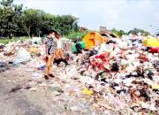 DLHK Depok Tegas Tutup TPS Liar di Limo, Truk Sampah Dialihkan ke TPA Cipayung