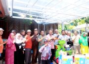 Dorong Produktivitas Petani Depok: HBS Serahkan Bantuan, Ini Alatnya!