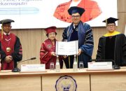 Megawati SoekarnoputriTerima gelar profesor kehormatan di Uzbekistan