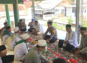 Kapolsek Caringin Cooling System Jelang Pilkada Serentak 2024 Dengan Tokoh Masyarakat Ciptakan Situasi Kamtibmas Aman dan Kondusif
