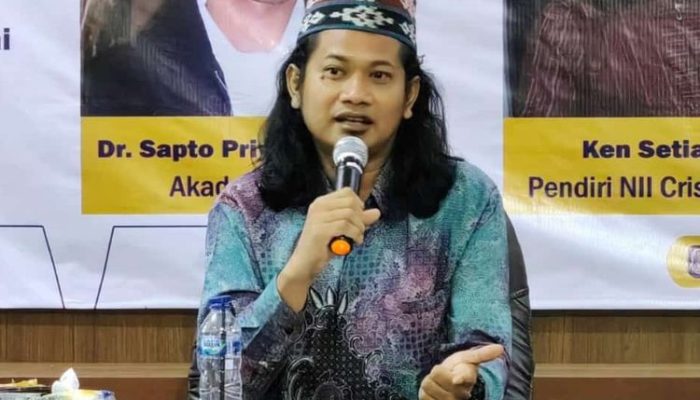 Ken Setiawan Pendiri NII Crisis Center