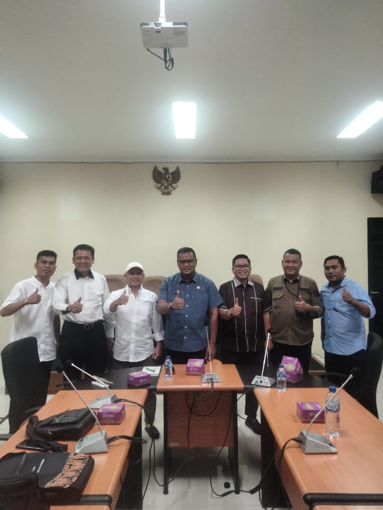 Pak Daden Mendapatkan Keadilan: Pengaduan Warga Pasar Leuwiliang Ditanggapi Serius oleh Pemkab Bogor