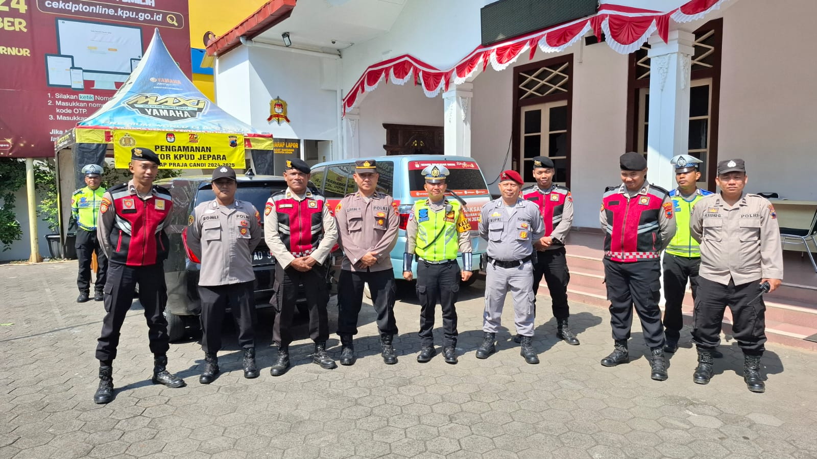 Jaga Kondusivitas, Personel OMPC Polres Jepara Gelar Patroli Gudang Logistik KPU hingga Aktivitas Masyarakat