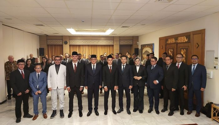 Hilgers dan Reijners Resmi Jadi WNI, Timnas Semakin Kuat di Kualifikasi Piala Dunia 2026 2