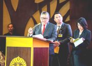 Connie Rahakundini Bakrie, Dampingi Megawati Hadiri Sidang Promosi Doktor Hasto di UI