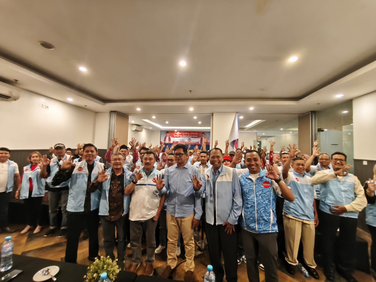 Sudjatmiko Lantik Tim Pemenangan Kecamatan Rawa Lumbu, Targetkan 80% Suara