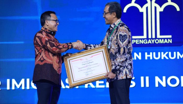 Kemenkumham Raih Dua Penghargaan Pelayanan Publik dari Kementerian PANRB 2