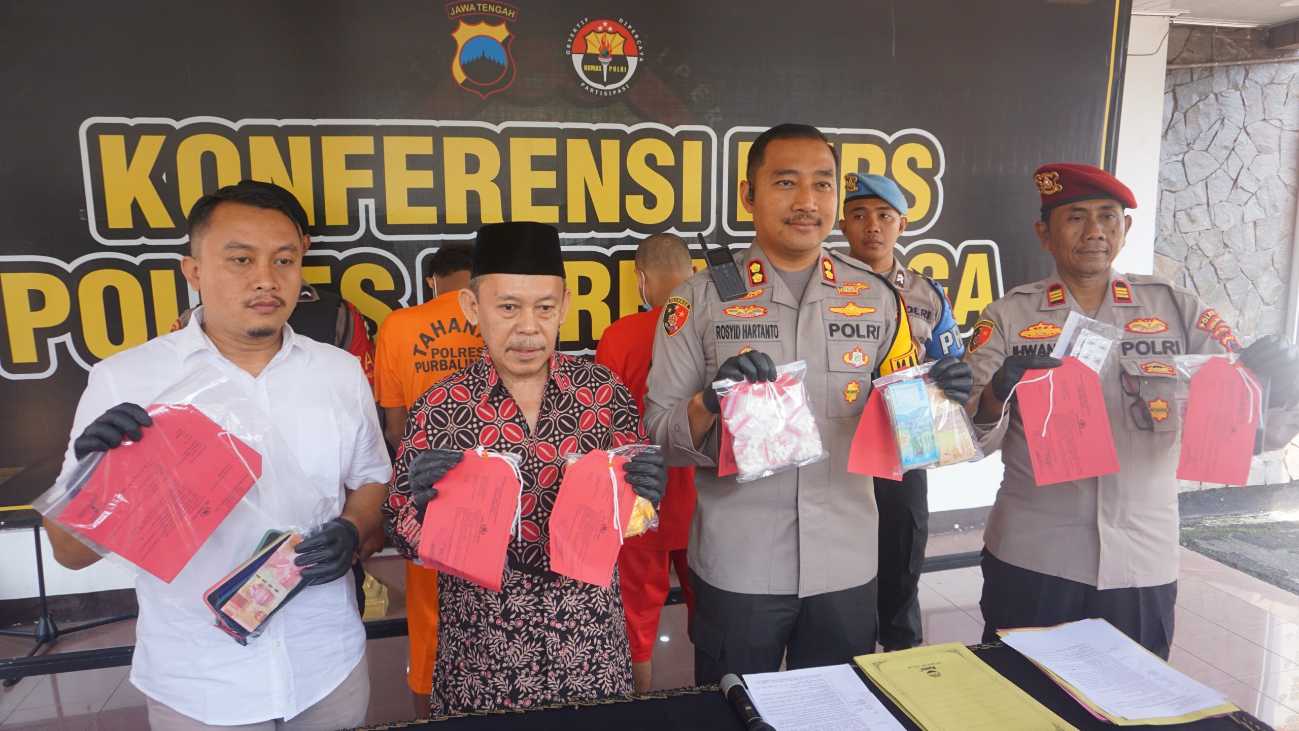 Polres Purbalingga Ringkus Penjual Obat Terlarang, Ribuan Butir Diamankan
