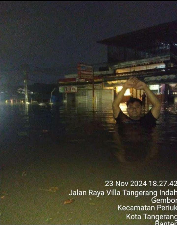 Tanggul Jebol di Dekat Pemukiman Warga Priuk Kota Tangerang 