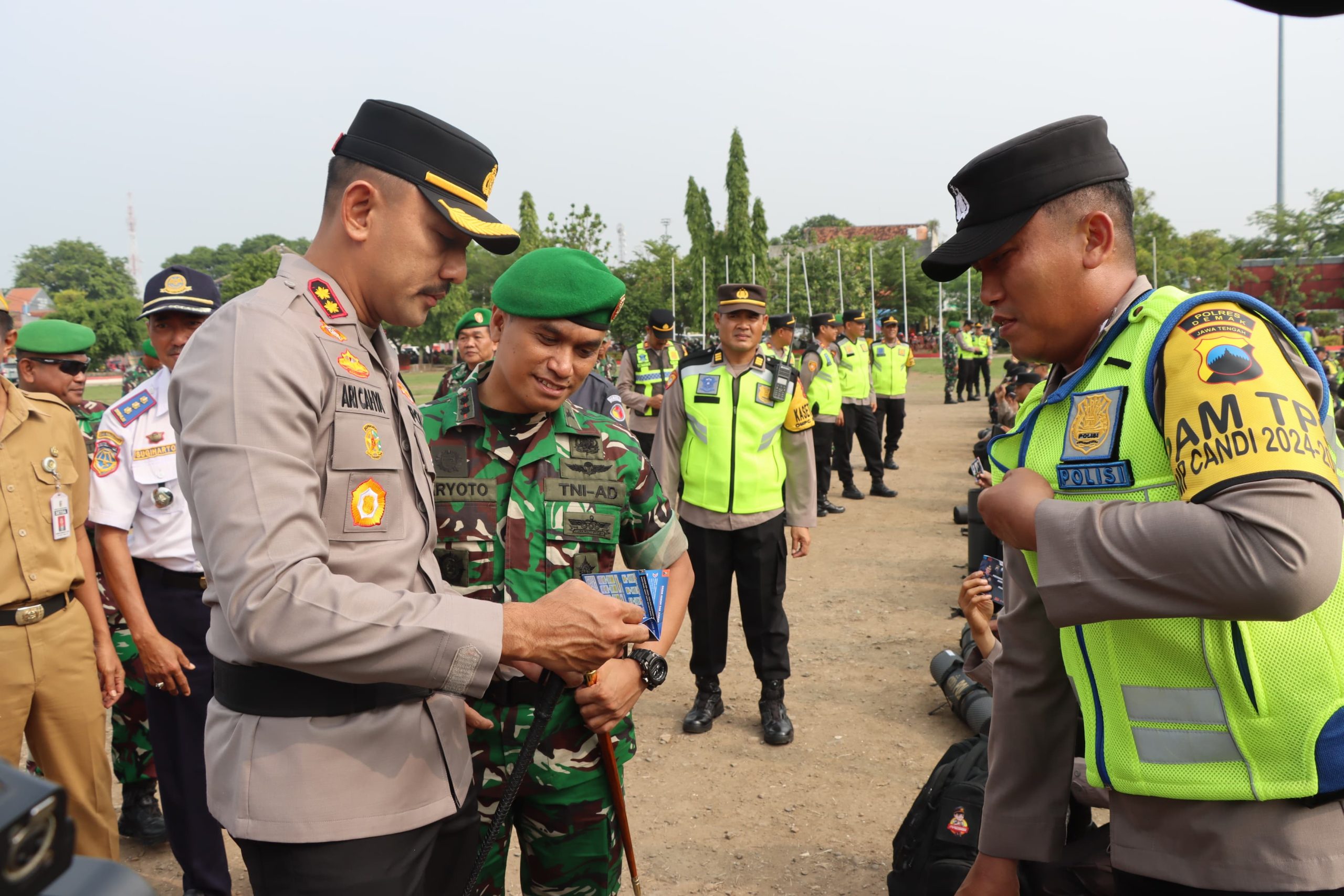 Ratusan Personel Dilibatkan Dalam Apel Pergeseran Pasukan Polres Demak