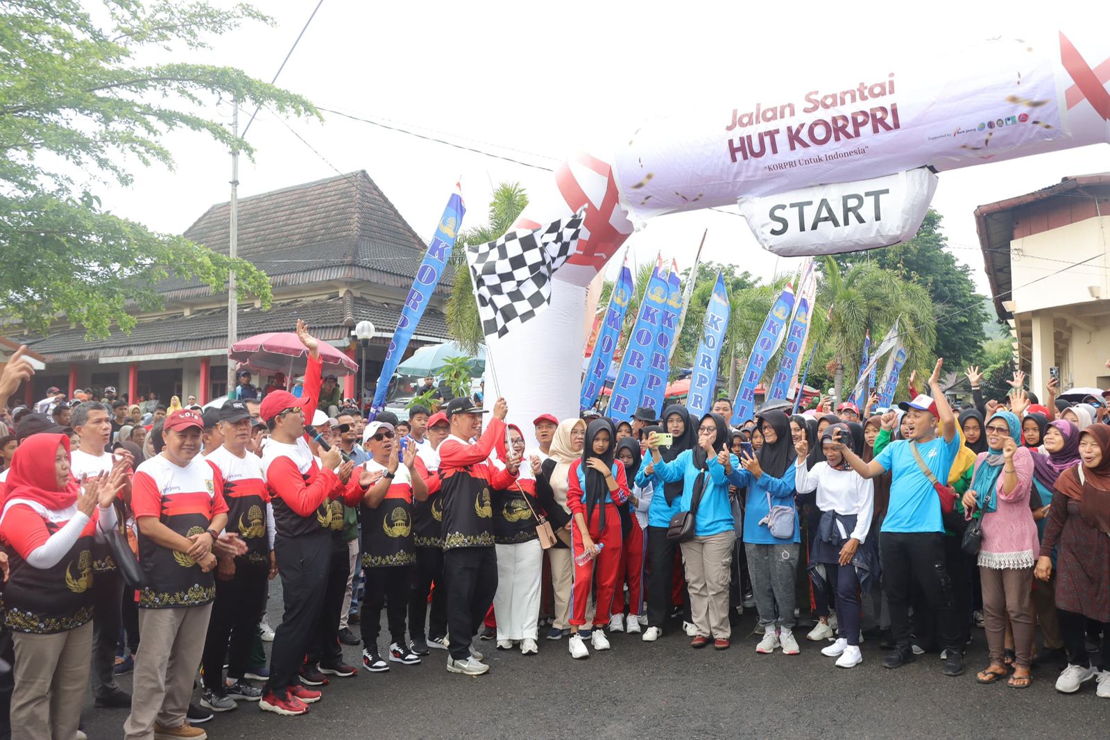 HUT Korpri Ke-53, Forkopimda Wonogiri Ikuti Jalan Santai Bersama