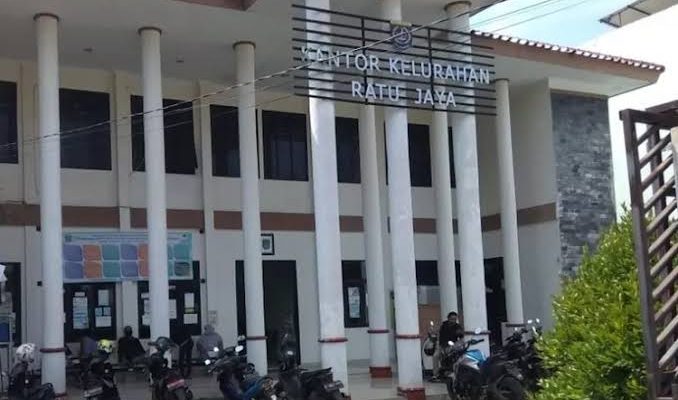 Lurah Ratu Jaya Diduga Tutupi Anggaran 2024, Pertemuan Verifikasi Berakhir Tanpa Jawaban