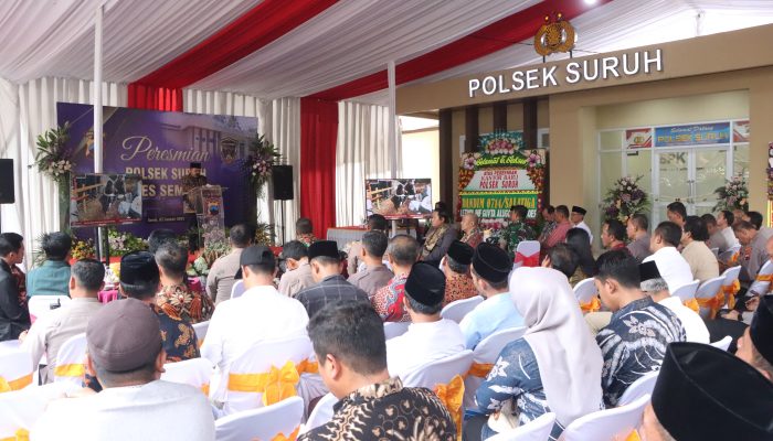 Bupati Semarang Resmikan Gedung Polsek Suruh 2