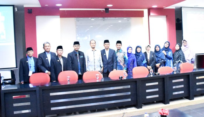 Sarasehan Nasional: Yamuhisu Perkuat Komitmen Pendidikan Berkelanjutan dengan Penandatanganan MoU dan Pemberian Beasiswa