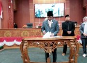 DPRD Kota Depok Tetapkan Supian Suri – Chandra Rahmansyah sebagai Wali Kota dan Wakil Wali Kota Terpilih