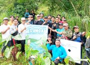 P3C Bersama Aliansi Sabojong Gotong Royong Bersihkan Curugan Wadon, Jarot: Dorong Kesadaran Lingkungan