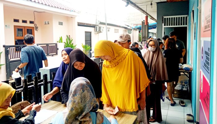 Komunitas Sedekah Kosong Tujuh Gelar Pasar Murah, Warga Antusias Berburu Sembako