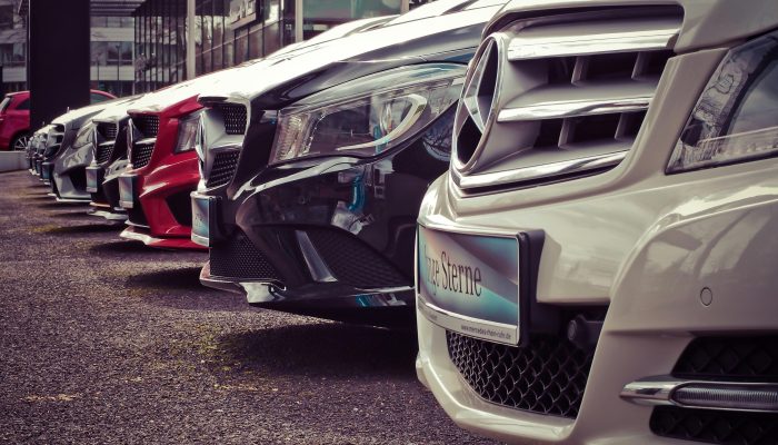 Mercedes Benz CLE, Sedan Mewah yang Menawan dengan Sentuhan Elegan dan Performa Tangguh