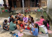 Inisiatif Bhabinkamtibmas Desa Geneng Tingkatkan Minat Baca Anak, Perpustakaan Keliling