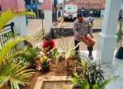 Bhabinkamtibmas Desa Sukawening Polsek Dramaga laksanakan Giat Cooling Sistem, dengan Sambang Warga berikan Himbauan sekaligus mengajak warganya utk Jaga Kondusifitas Cegah Gangguan Kamtibmas