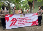 Sambut HUT Bhayangkara, Satreskrim Polres Sukoharjo Gelar Bakti Sosial Pemberian Sembako Pada Warga Kurang Mampu dan Panti Asuhan Yatim Piatu